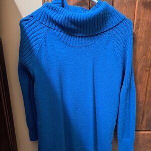 Blue turtle neck